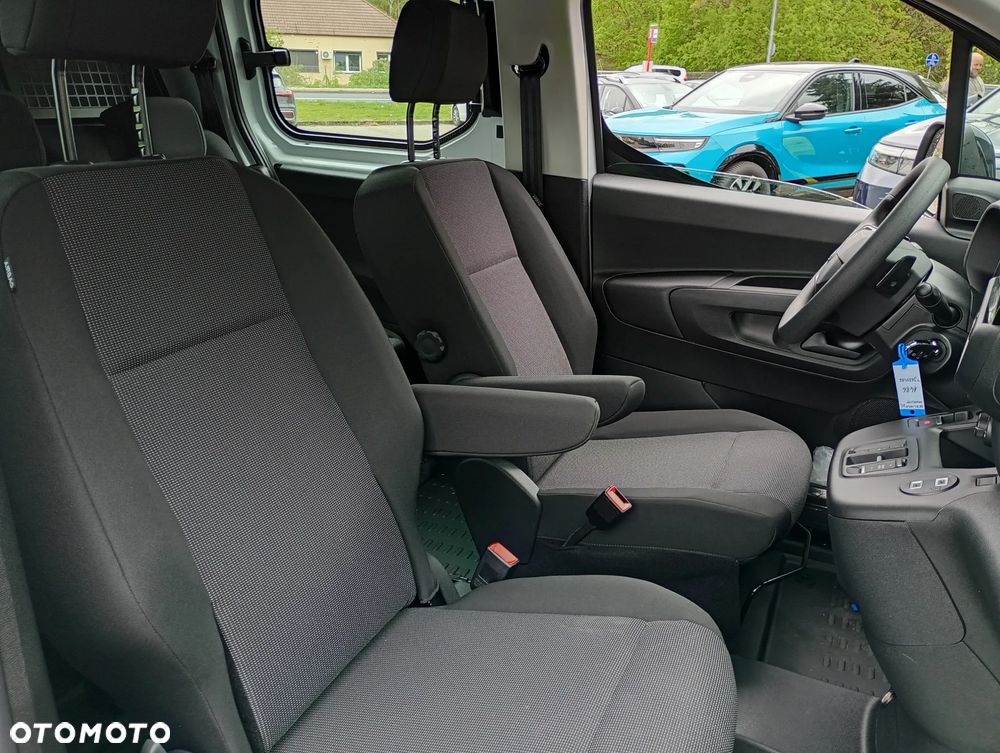 Citroën Berlingo załogowy XL 130KM automat - 32