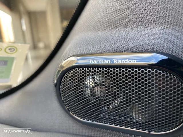 MINI 3 Portas Cooper SE Premium P. Essential - 32