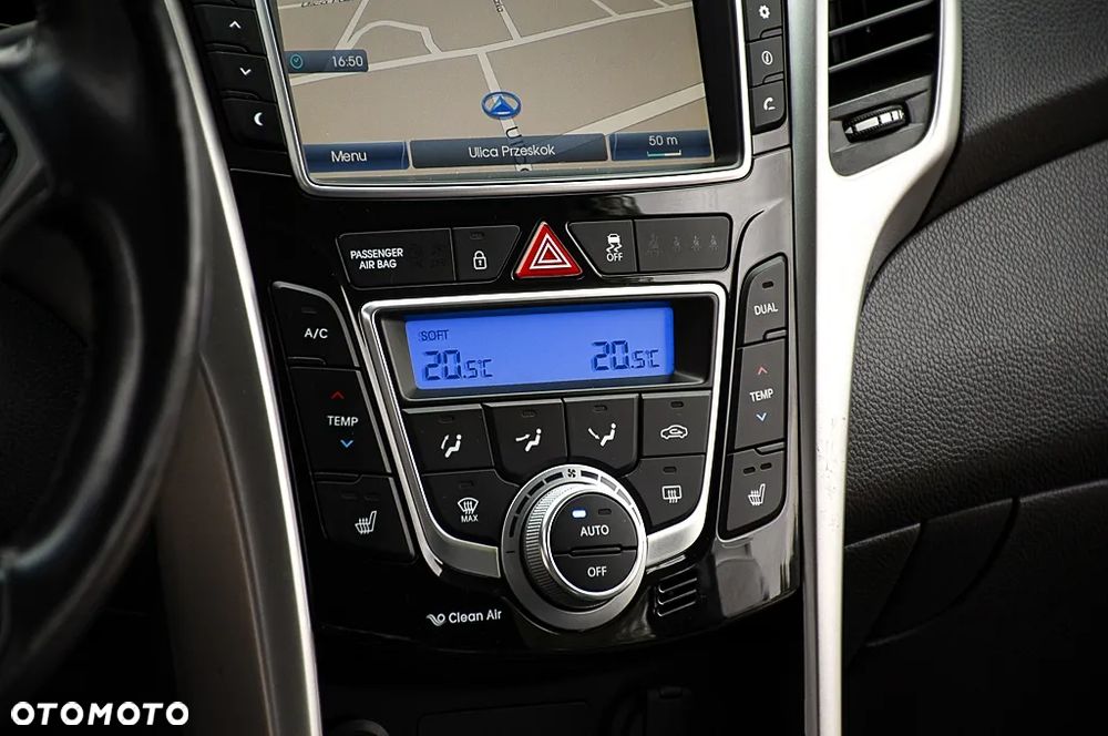 Hyundai i30 1.6 CRDi Premium - 29