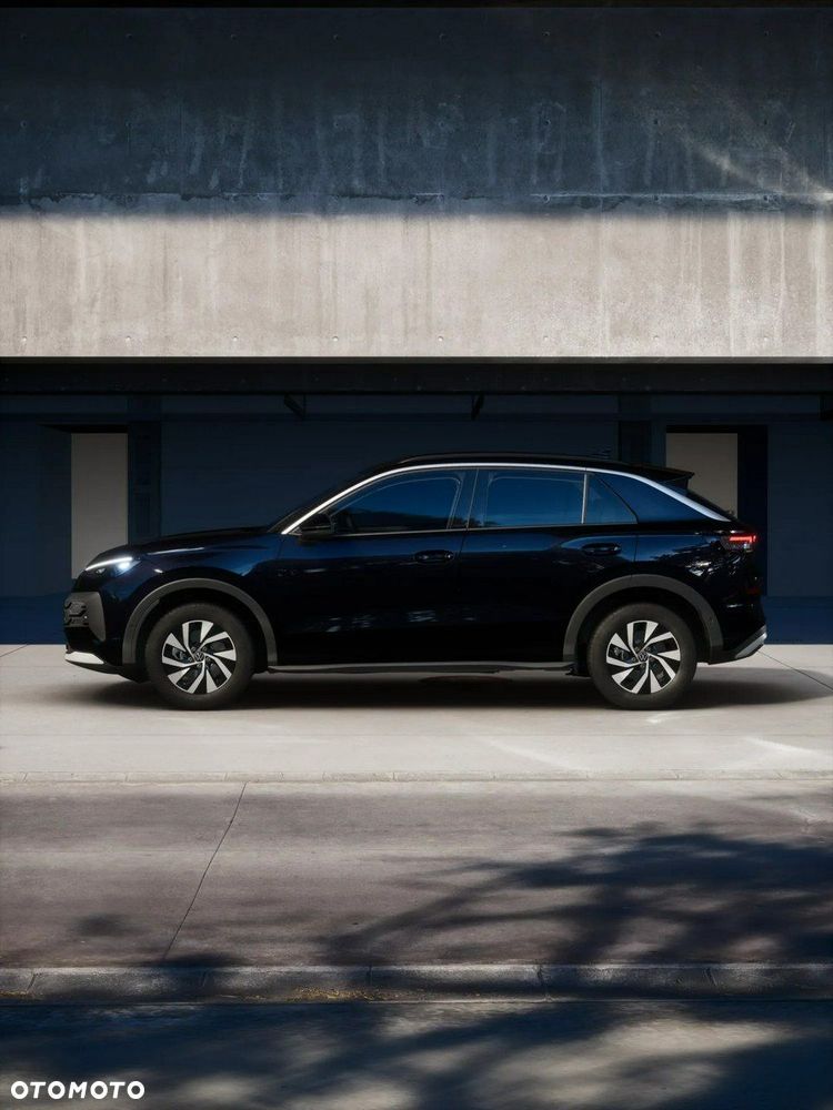 Volkswagen T-Roc - 3