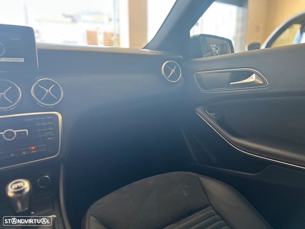 Mercedes-Benz A 180 CDI BE Edition AMG Line - 10