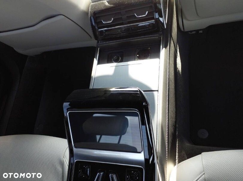 Audi A8 - 5