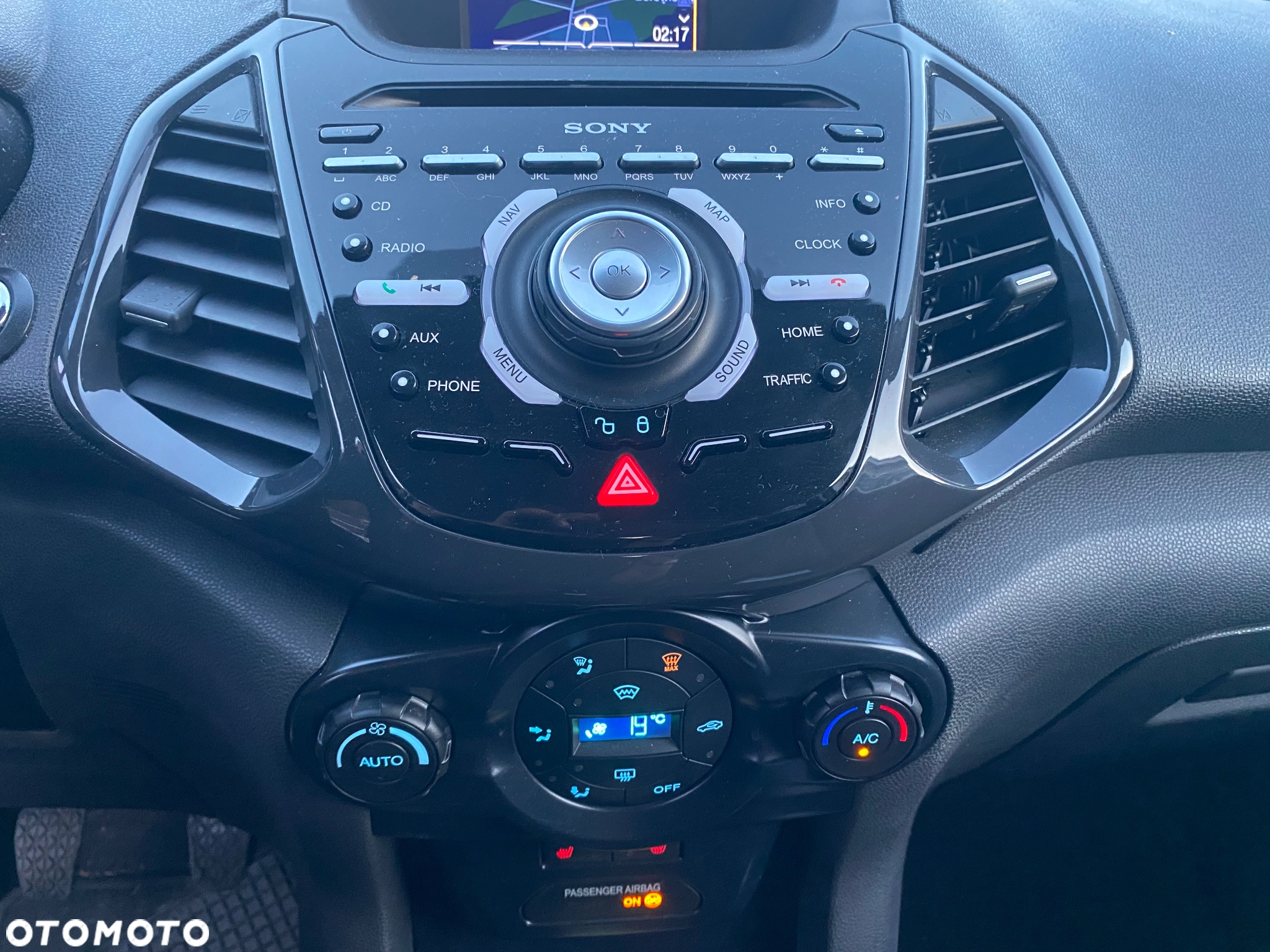 Ford EcoSport 1.0 EcoBoost TITANIUM - 16