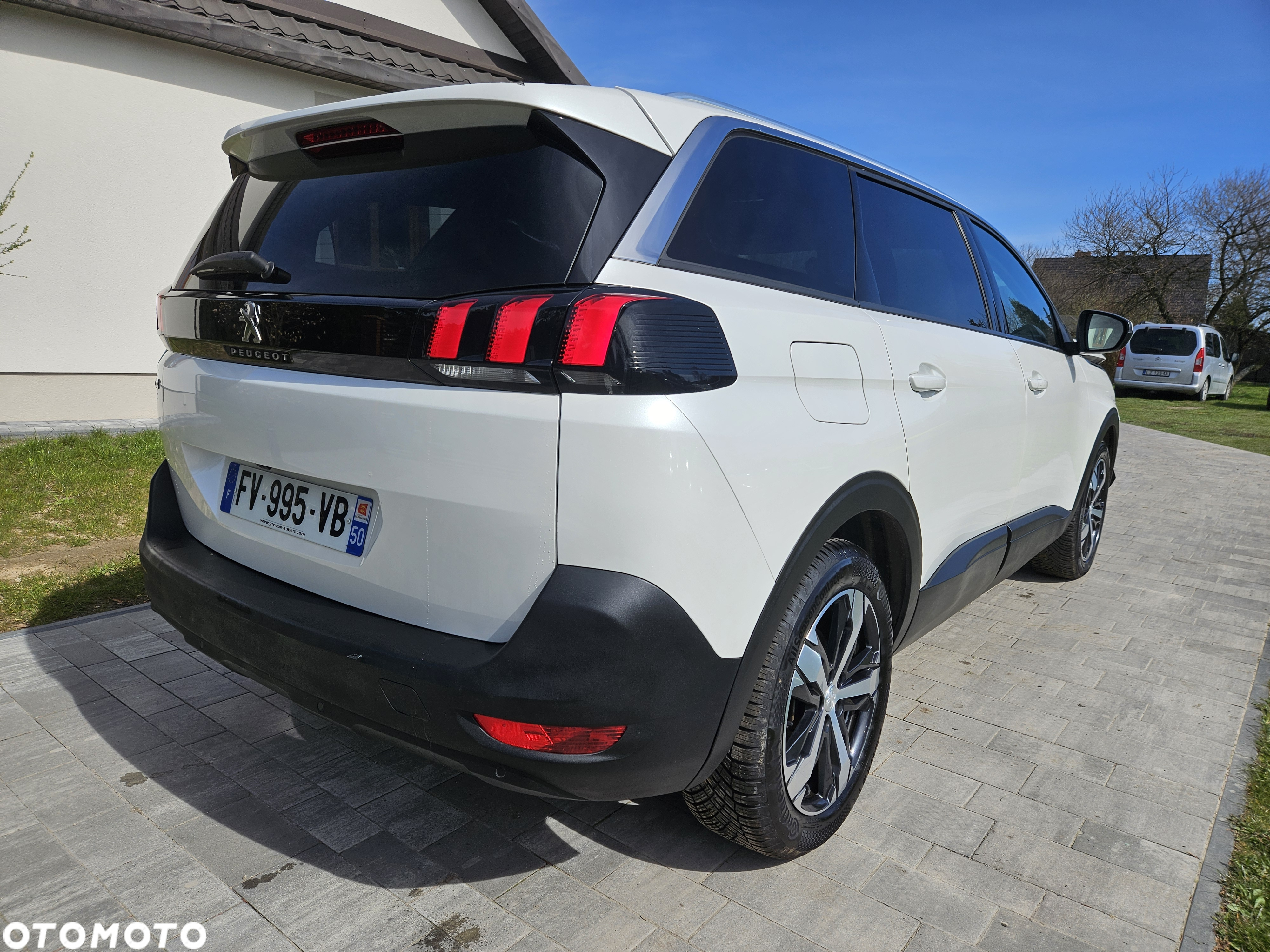 Peugeot 5008 1.5 BlueHDi Active S&S EAT8 - 10