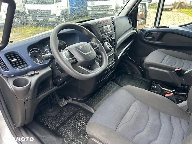 Iveco 35S16 chłodnia czterokomorowa - 9