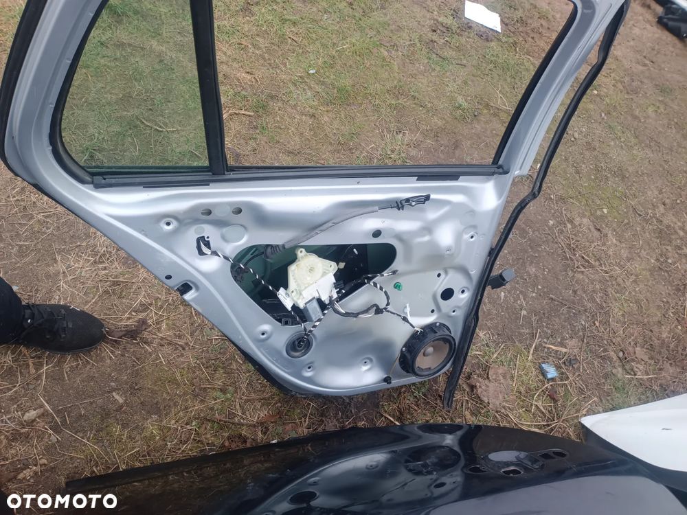 Drzwi lewe tył tylne GOLF 7 VII 2012 ->2016  5D - 2