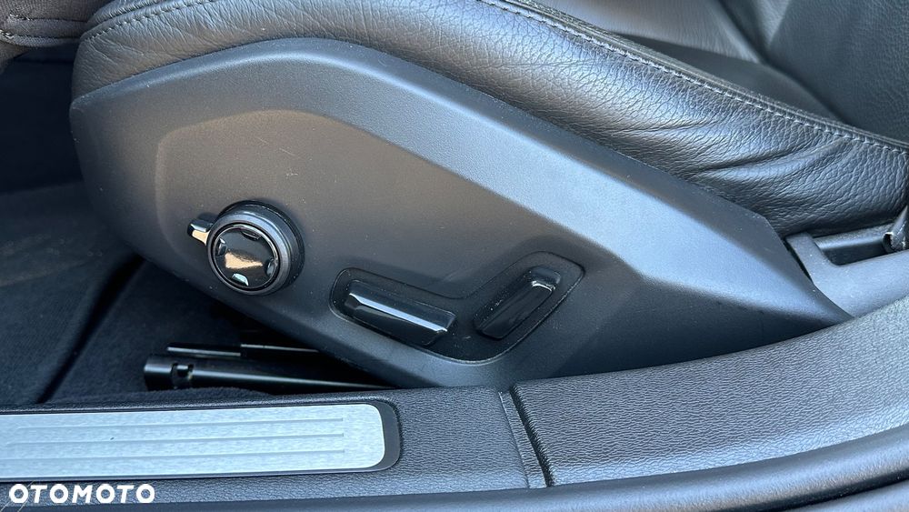 Volvo S60 B5 B Inscription - 23