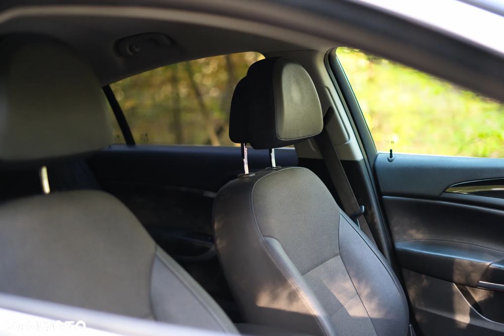 Opel Insignia - 29