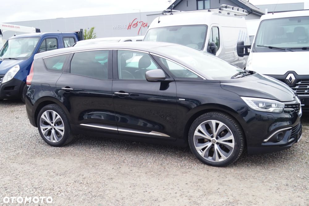Renault Grand Scenic - 11