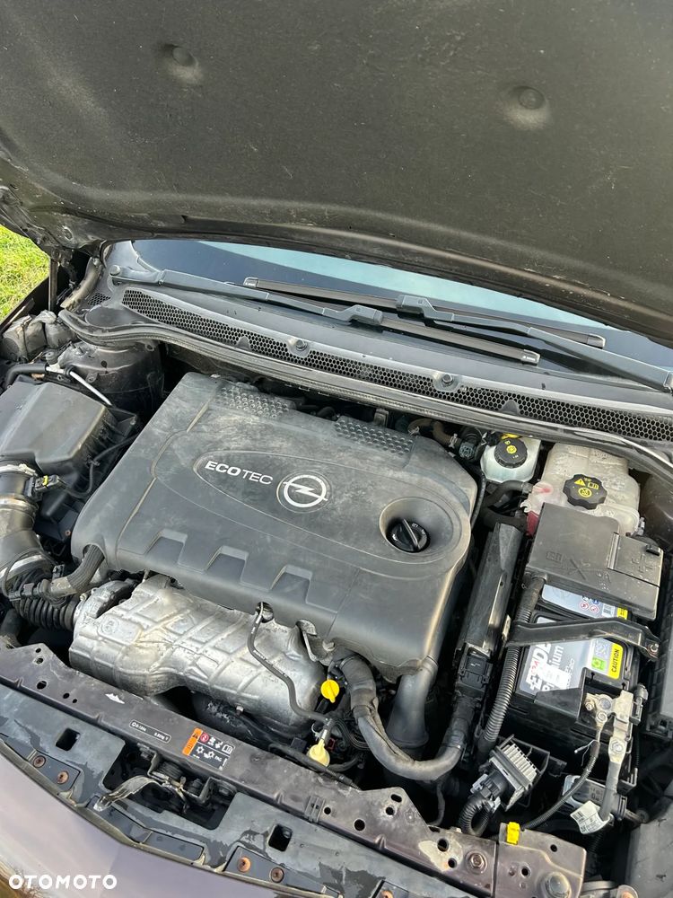 Opel Astra 2.0 CDTI DPF SportsTourer Style - 16