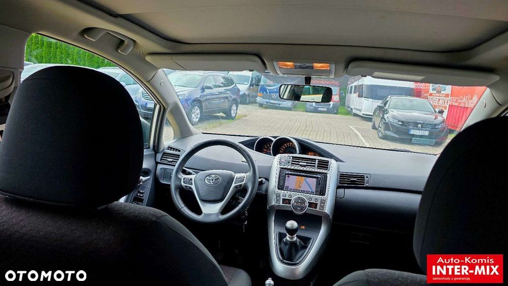 Toyota Verso - 36