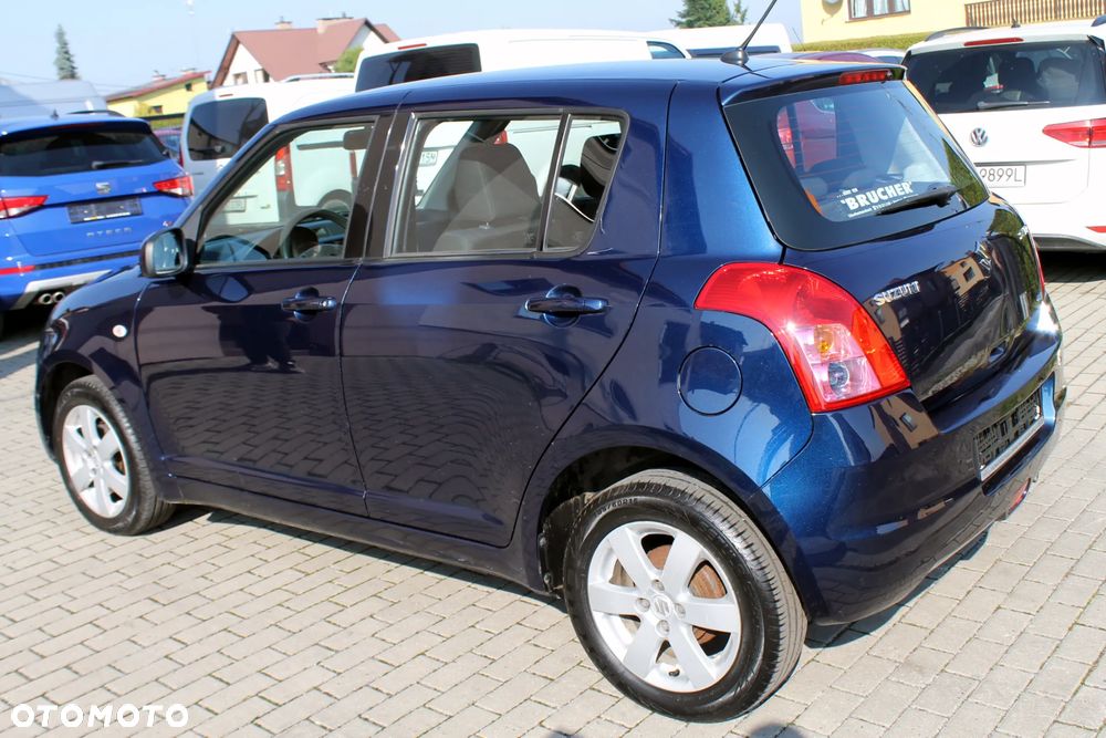 Suzuki Swift 1.3 4x4 Comfort - 4