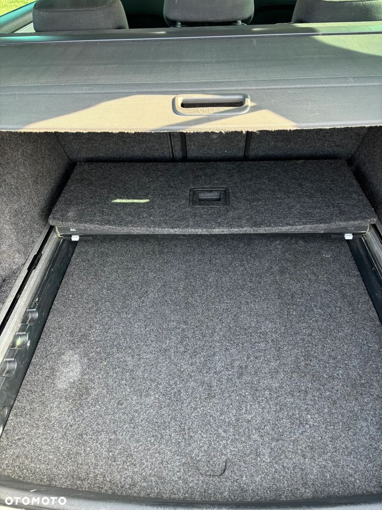 Skoda Superb 2.0 TDI DSG Elegance - 9