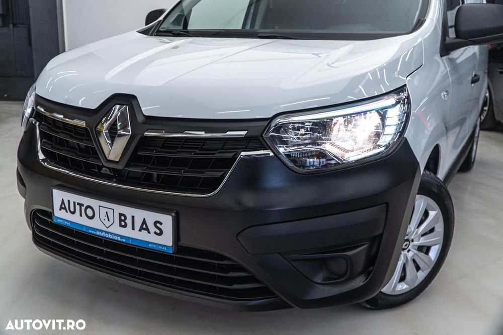 Renault Express - 12