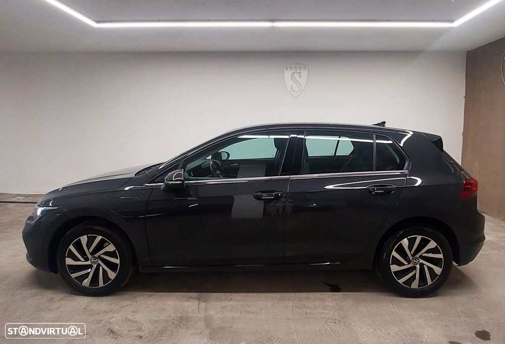 VW Golf - 4