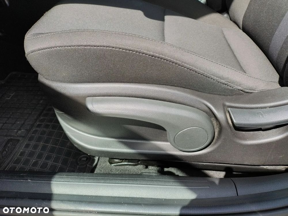 Hyundai i20 1.2 Modern - 16