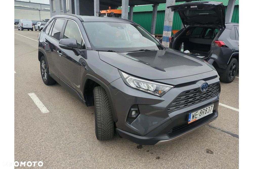 Toyota RAV4 - 4