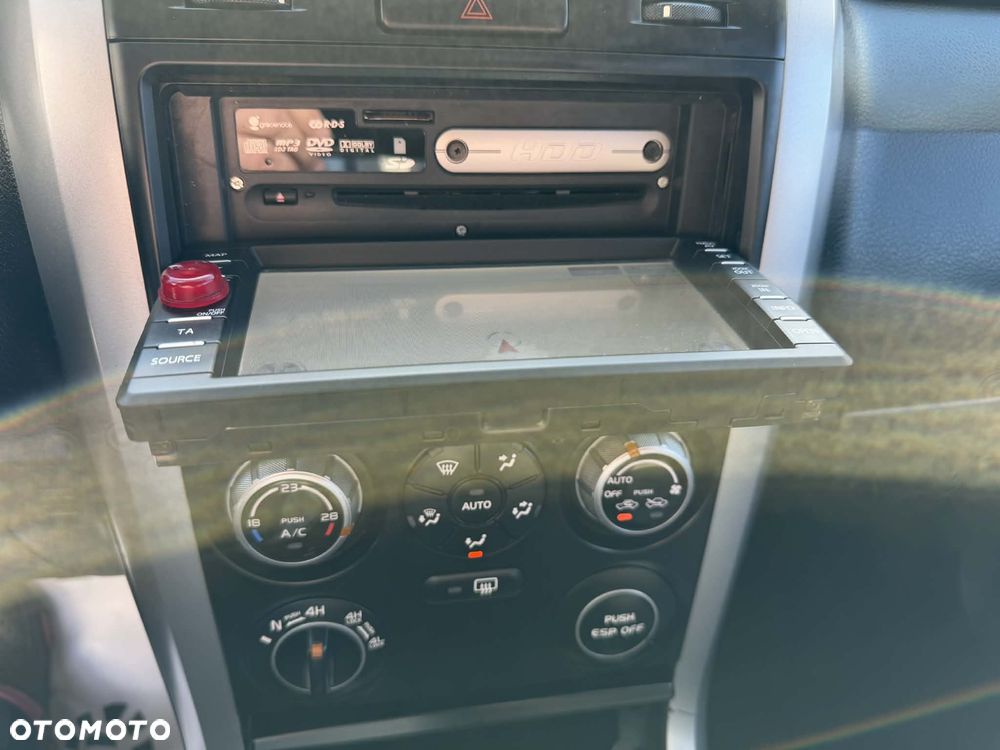 Suzuki Grand Vitara 2.0 Comfort Limited - 8