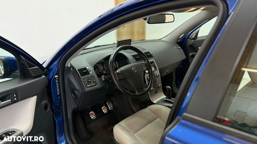 Volvo S40 2.0 - 6