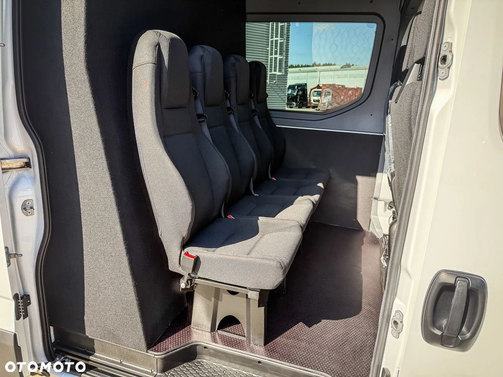 Iveco Daily 35S18HA8 V 3.0 Diesel 180 KM AT8 (ZF) L4H3 Brygadówka! - 17