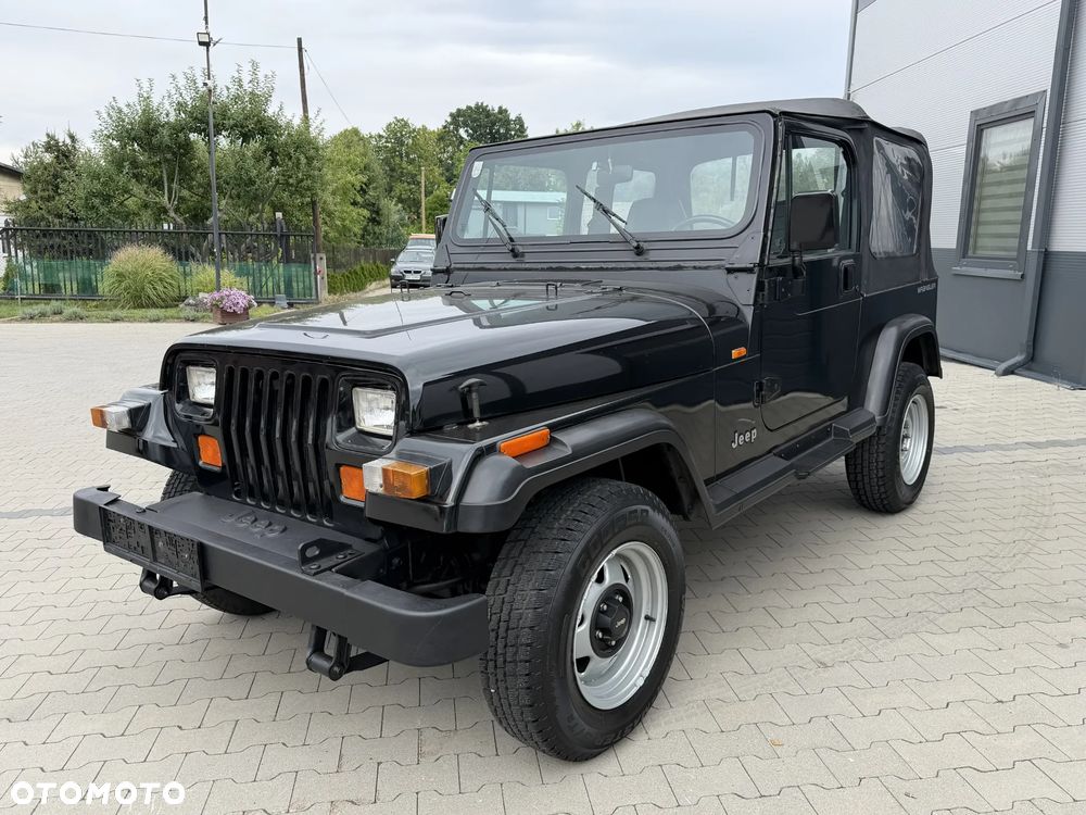 Jeep Wrangler - 2