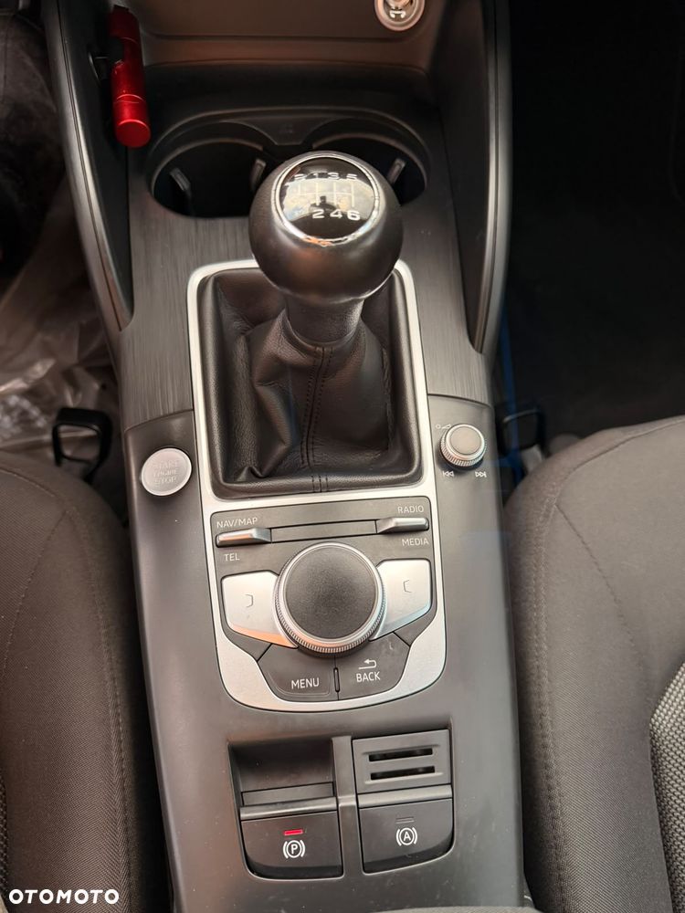 Audi A3 Sportback 1.6 TDI - 9