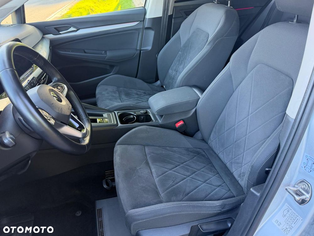 Volkswagen Golf - 15