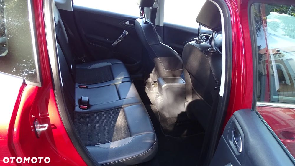 Peugeot 2008 e-HDi FAP 115 STOP & START Business-Line - 10