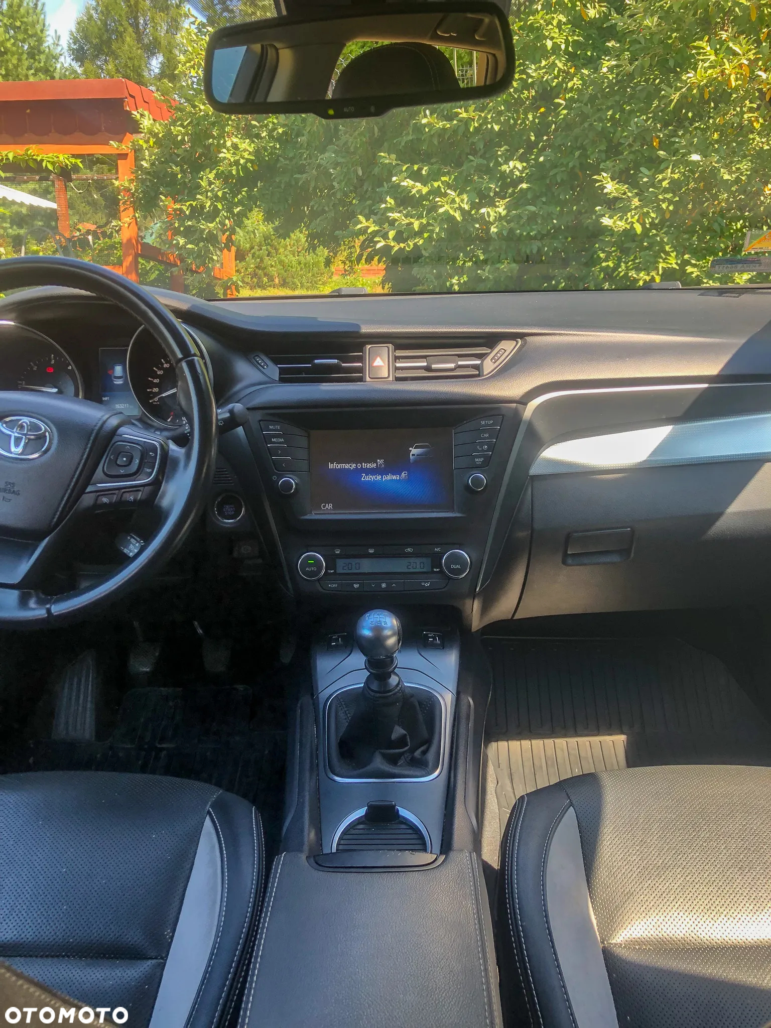 Toyota Avensis 2.0 D-4D Premium - 6