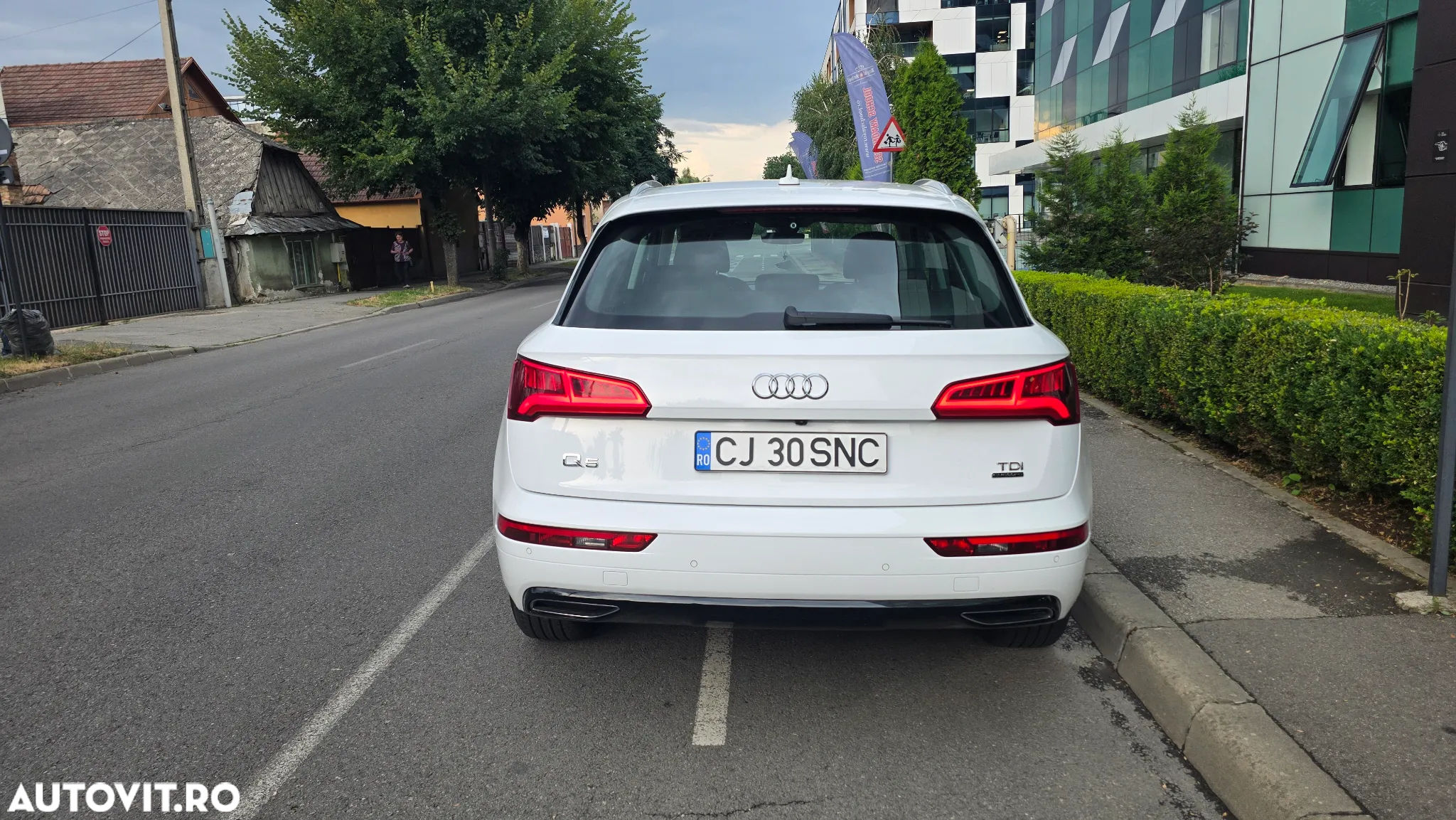 Audi Q5 2.0 40 TDI quattro S tronic Design - 10