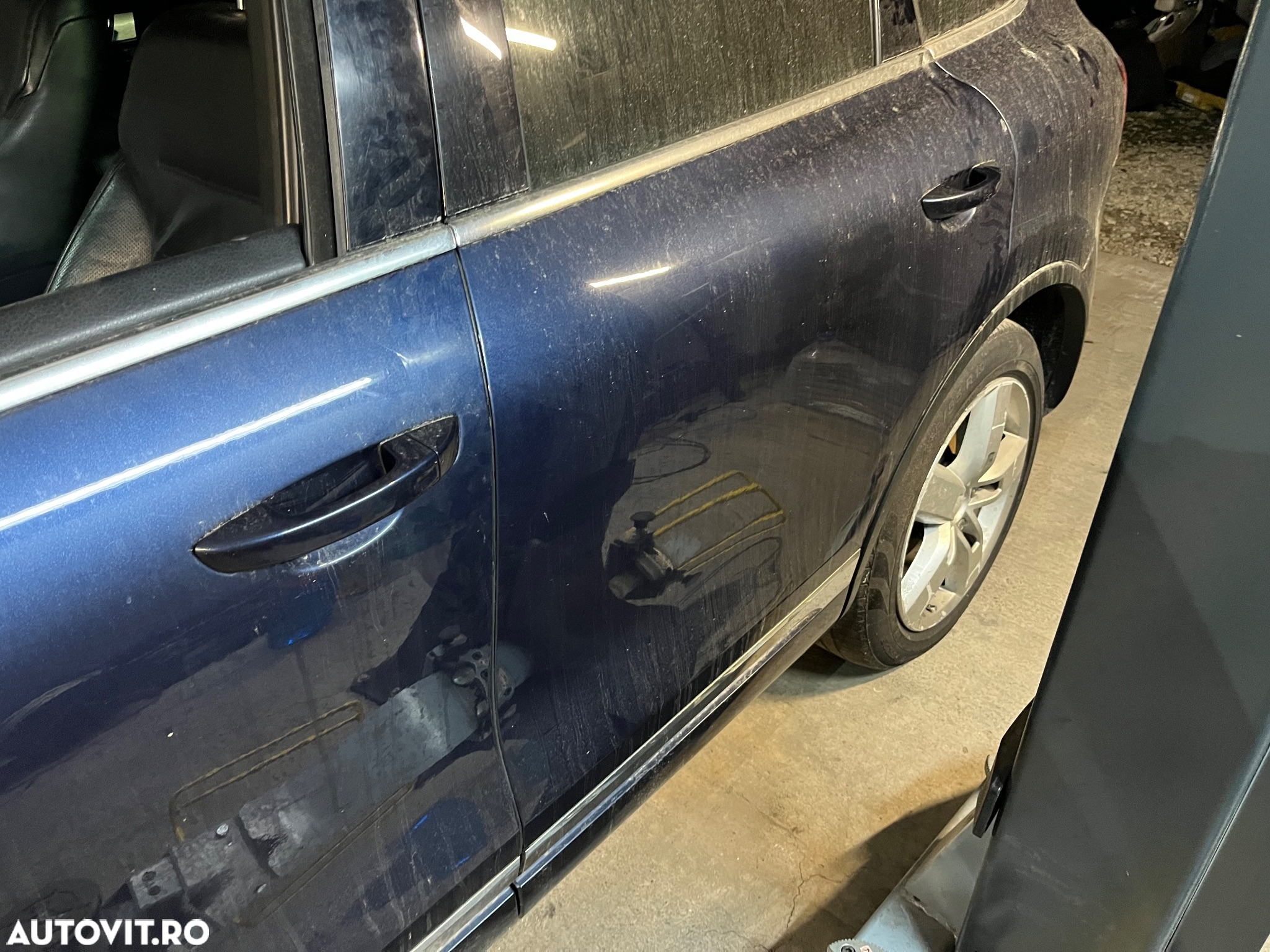 Dezmembram volkswagen touareg 4.2 tdi 2014 147.000 km - 8