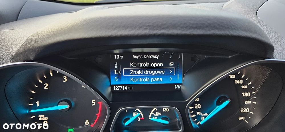 Ford Kuga 2.0 TDCi 4x2 ST-Line - 25