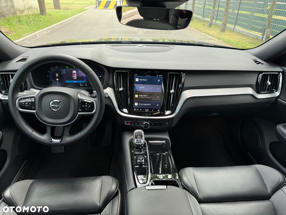 Volvo V60 T6 AWD Recharge Geartronic RDesign - 7