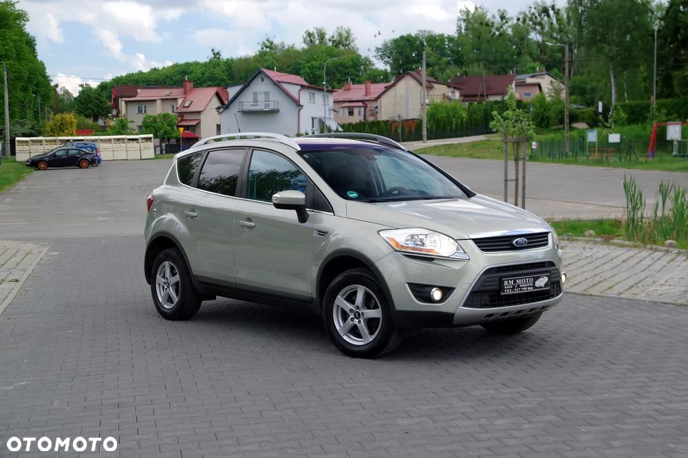 Ford Kuga 2.0 TDCi 2x4 Titanium - 17