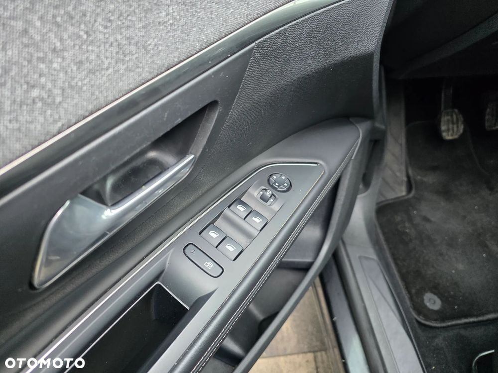 Peugeot 5008 HDI 115 Allure - 14