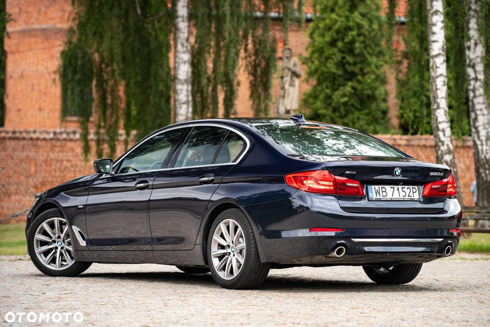 BMW Seria 5 520d Luxury Line - 7