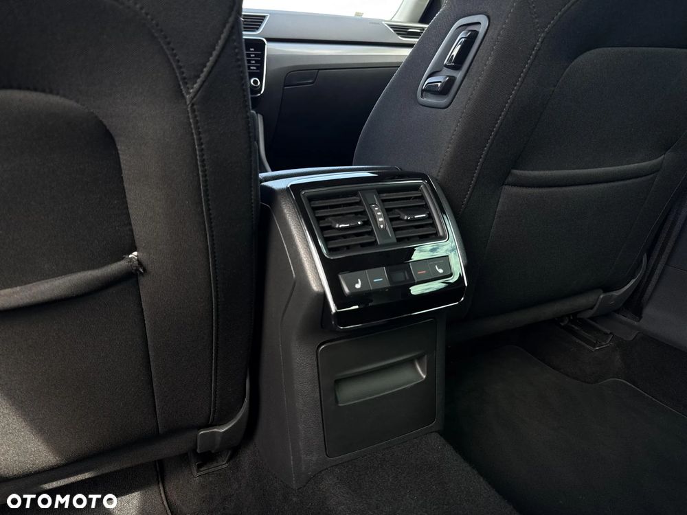 Skoda Superb 2.0 TSI Style DSG - 16