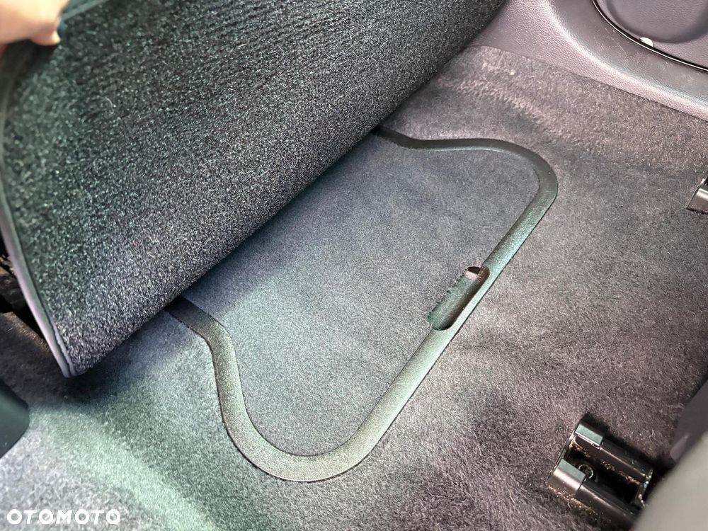 Volkswagen Sharan 2.0 TDI BMT Highline DSG - 27