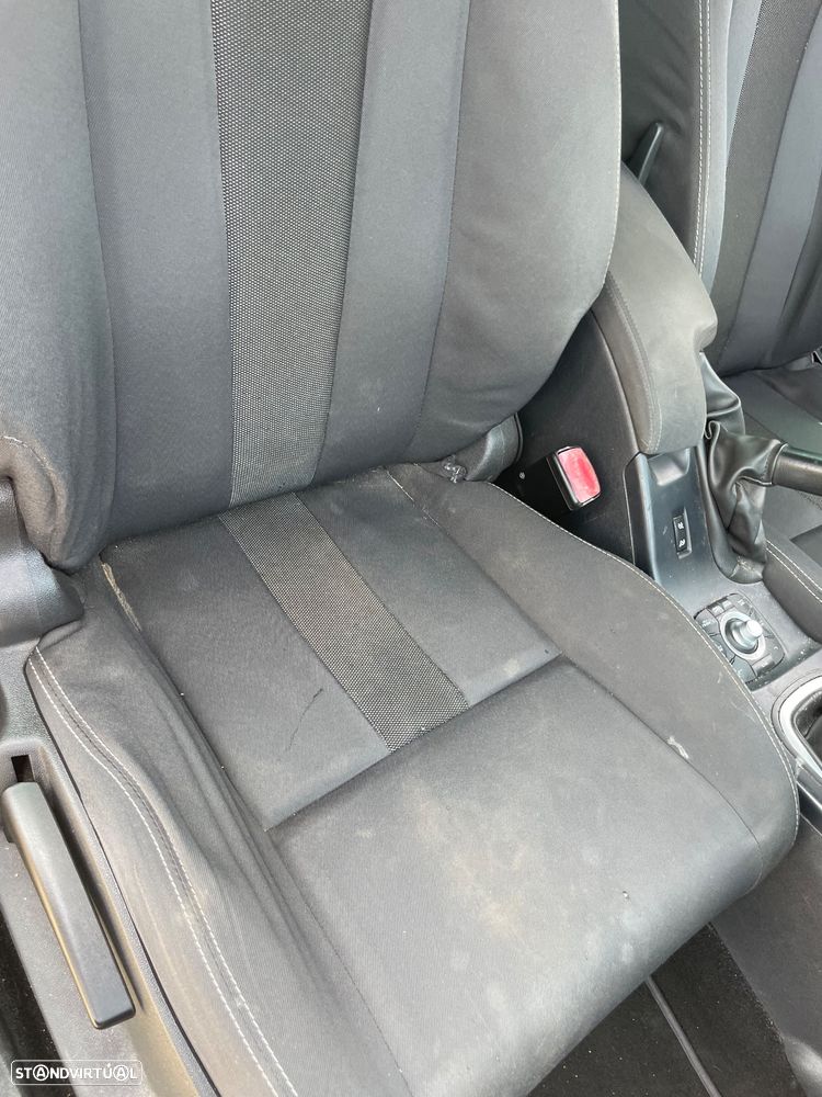 Renault Mégane Sport Tourer 1.5 dCi Dynamique - 9