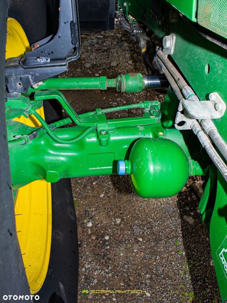 John Deere 6215R - 21