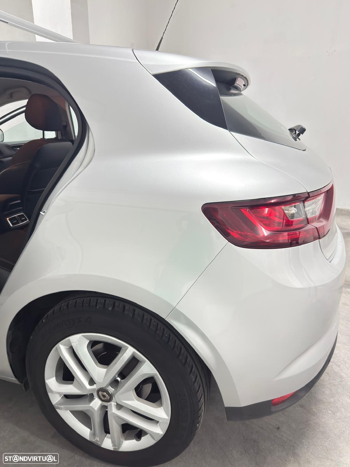 Renault Mégane 1.5 dCi Zen ECO - 5