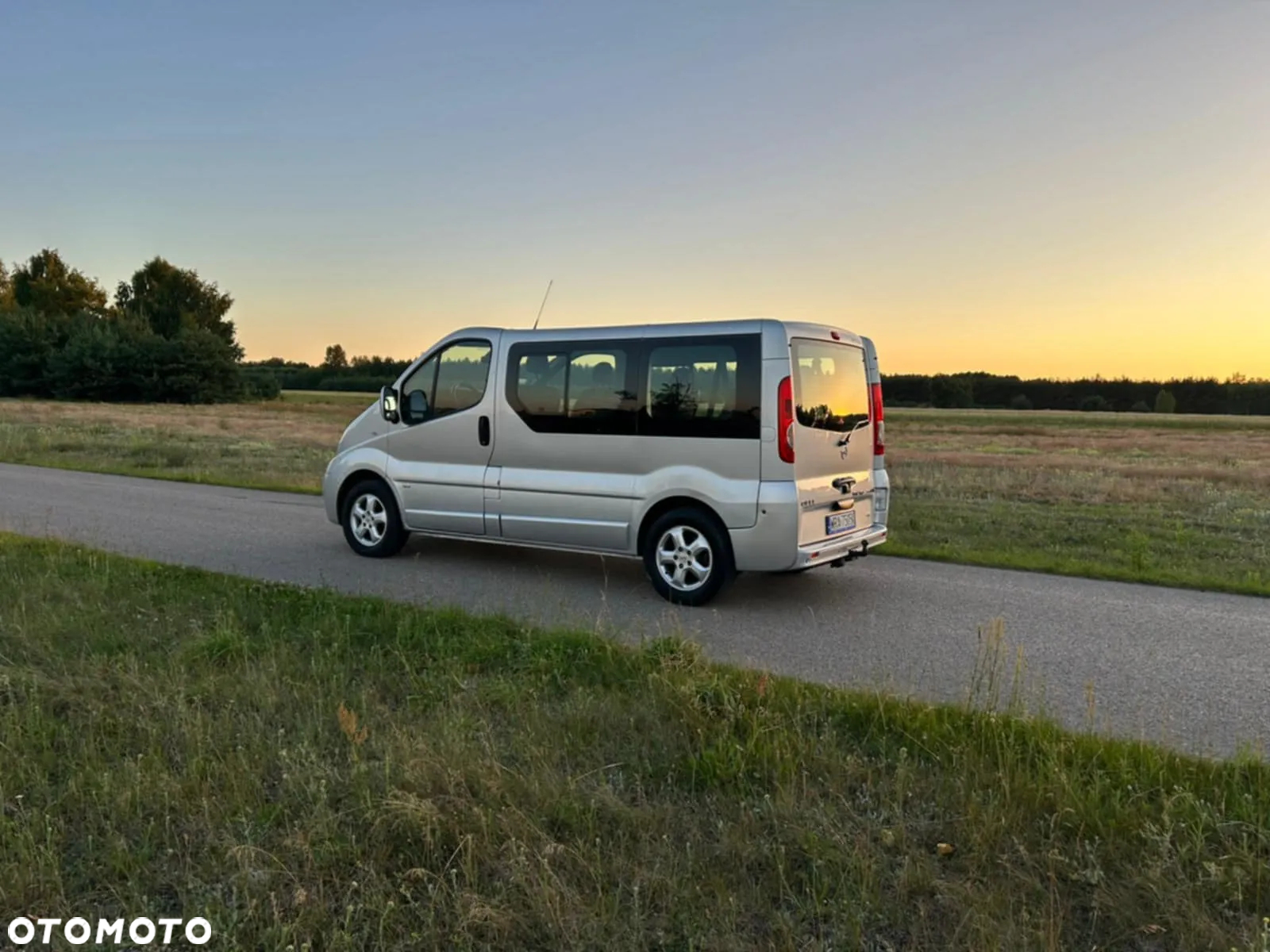Opel Vivaro - 13