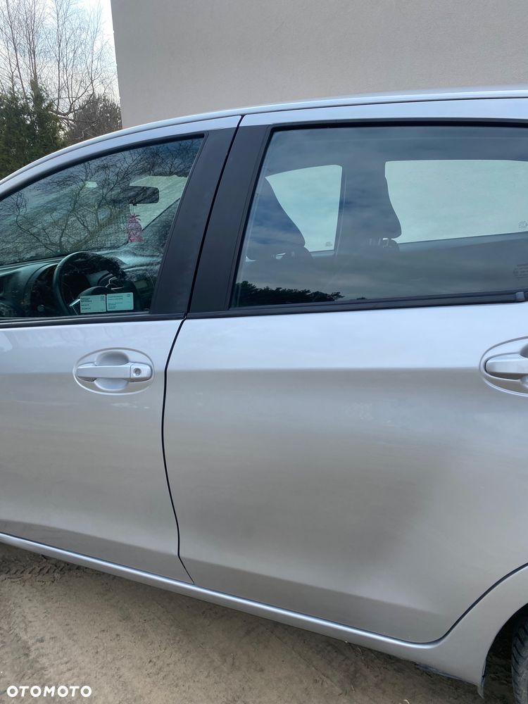 Toyota Yaris - 9
