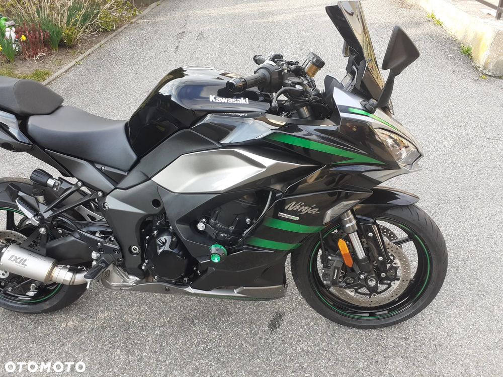 Kawasaki Ninja 1000 SX - 27