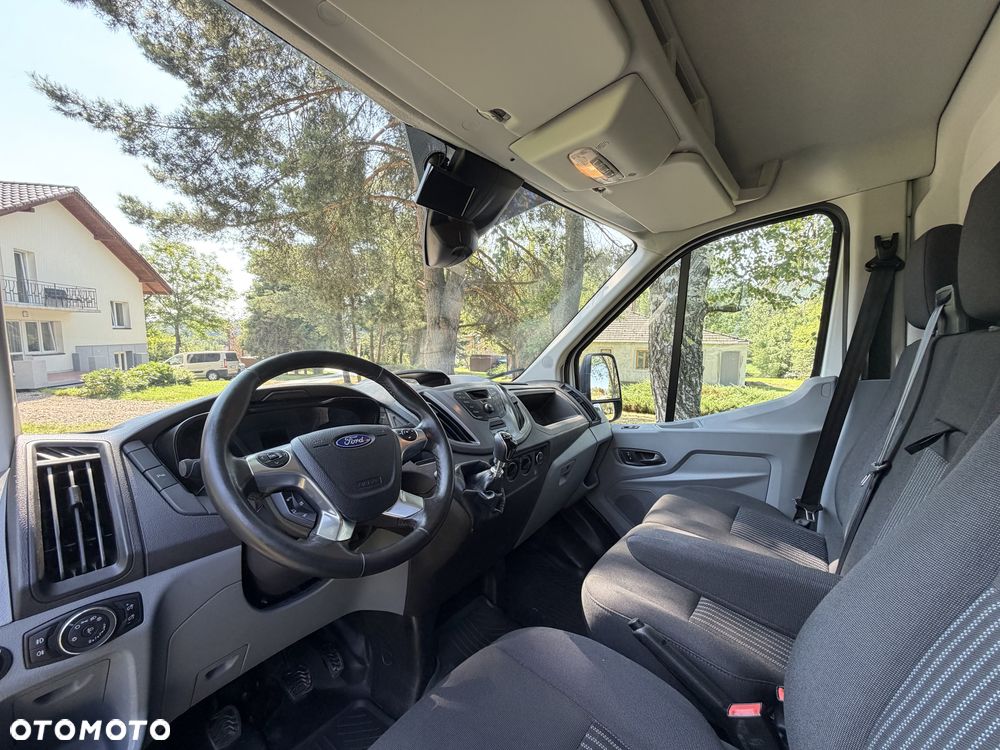 Ford Transit - 17