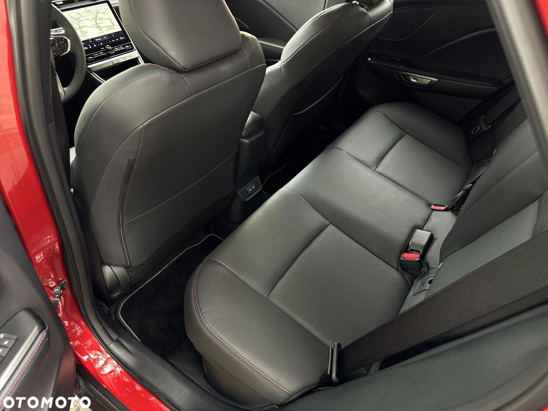 Lexus LBX 1.5 Hybrid Emotion - 16