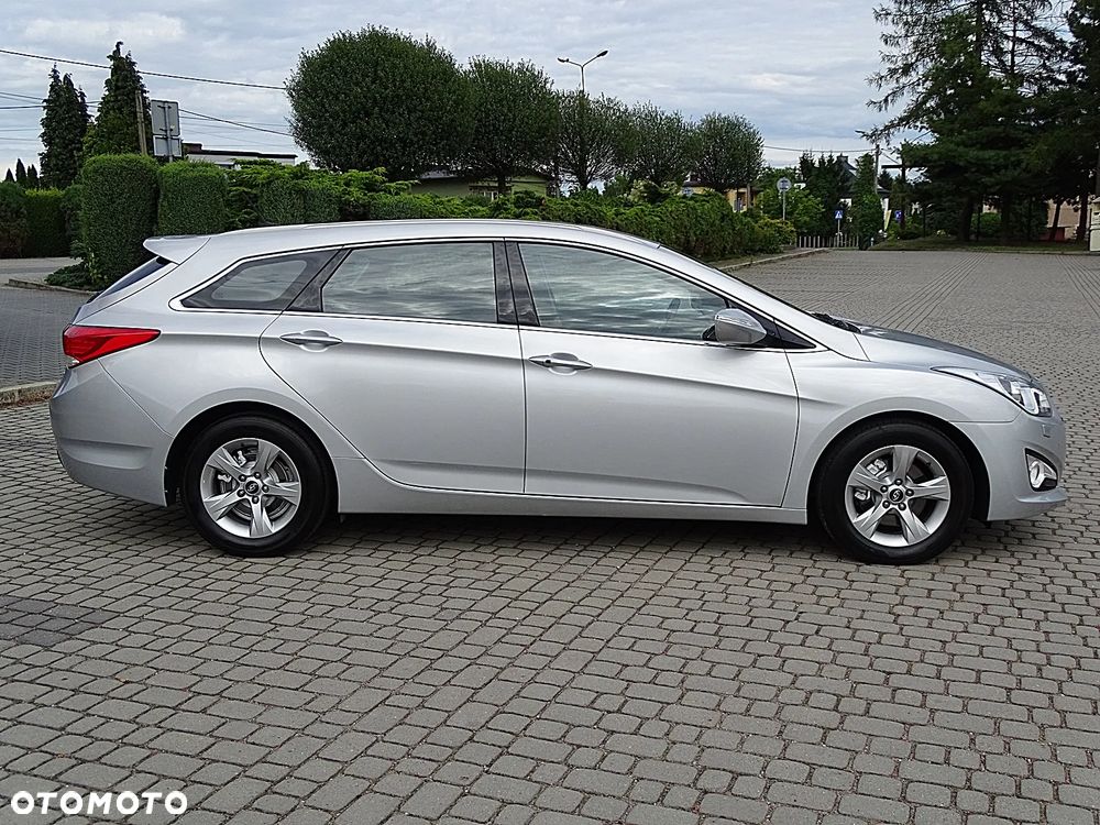 Hyundai i40 i40cw 1.7 CRDi Fifa World Cup Edition - 13