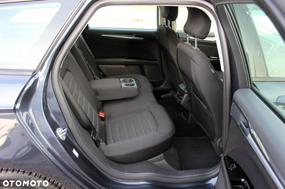 Ford Mondeo SW 2.0 Hybrid Trend - 13