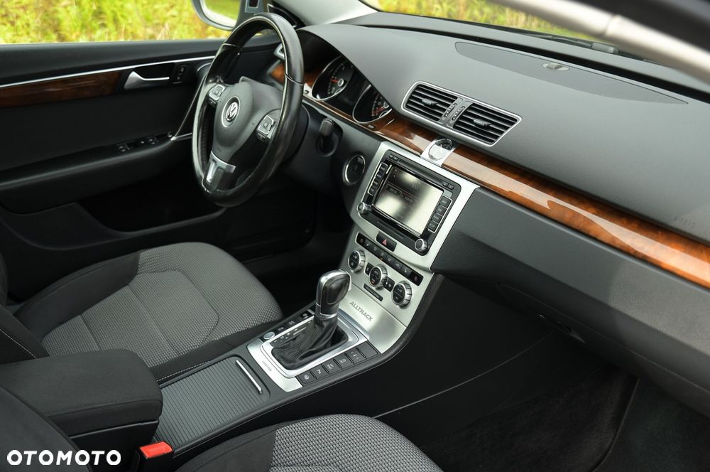 Volkswagen Passat Alltrack 2.0 TDI 4Mot DSG - 20
