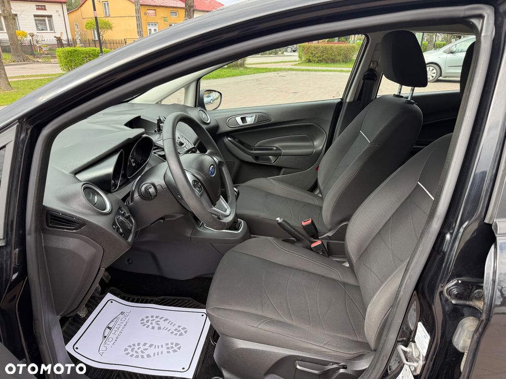 Ford Fiesta 1.6 TDCi Titanium - 8